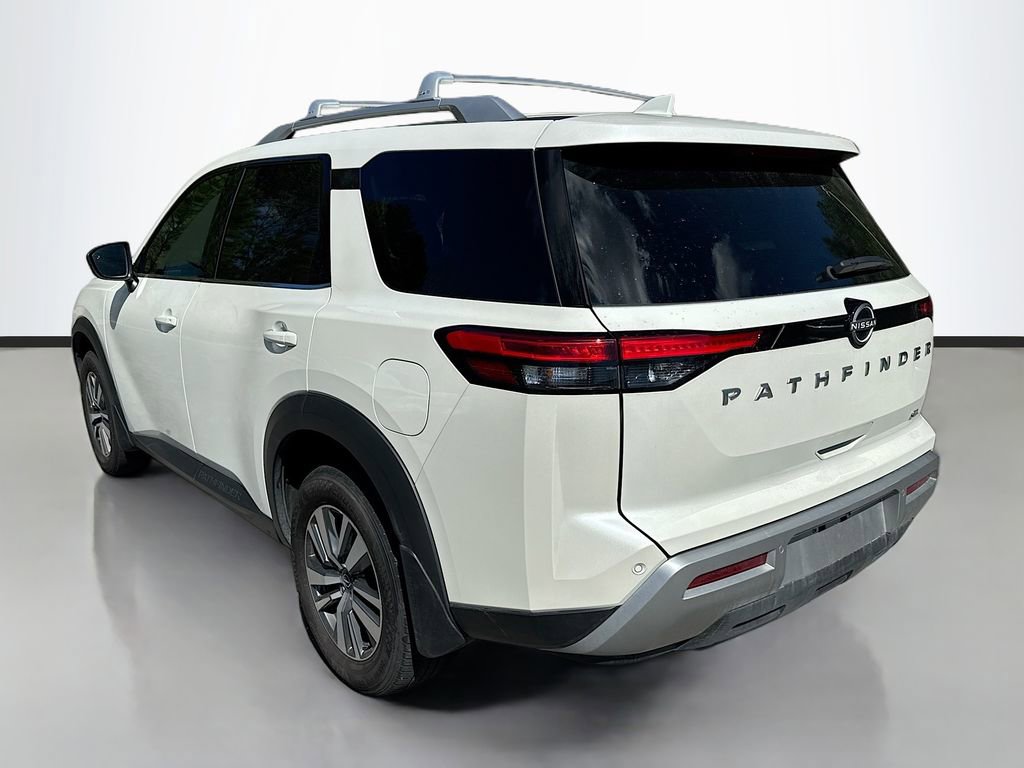 Used 2024 Nissan Pathfinder SL image 5