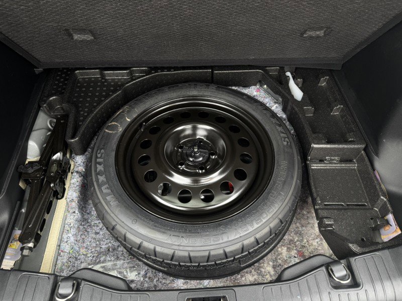 Used 2023 Ford Escape Platinum image 38