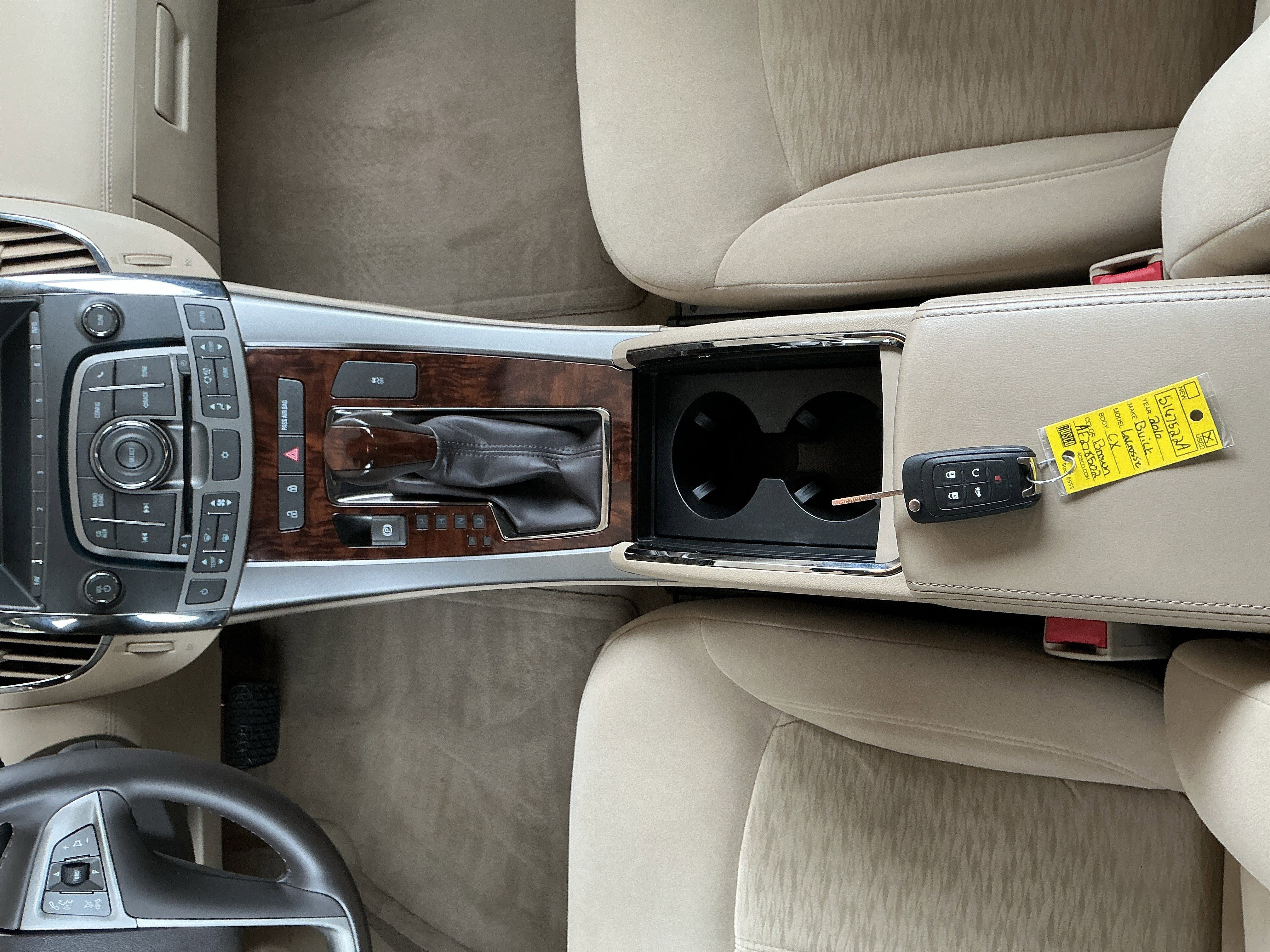 Used 2010 Buick LaCrosse CX image 11