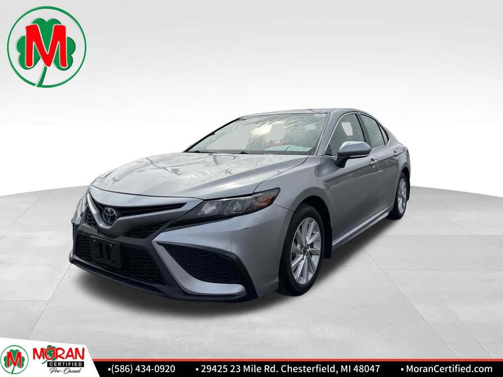 Used 2024 Toyota Camry SE FWD image 1