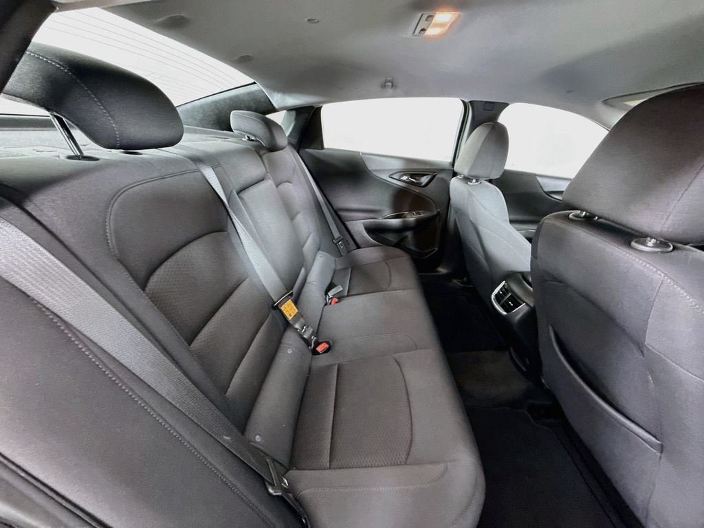 Used 2023 Chevrolet Malibu LT FWD image 29