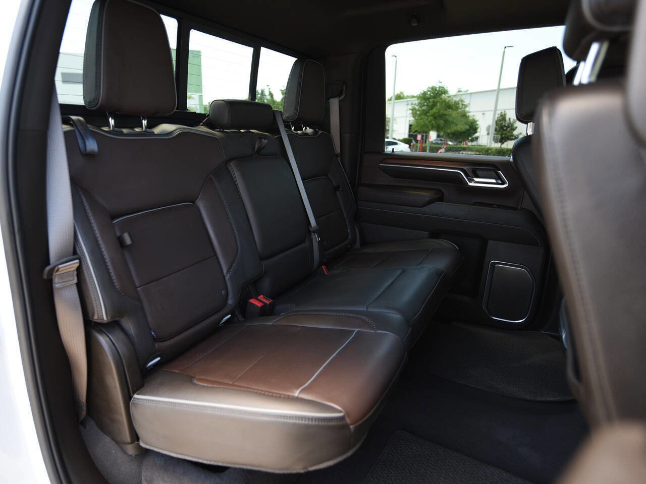 Used 2024 GMC Sierra 3500 Denali w/ Denali Reserve Package AWD/4WD image 14
