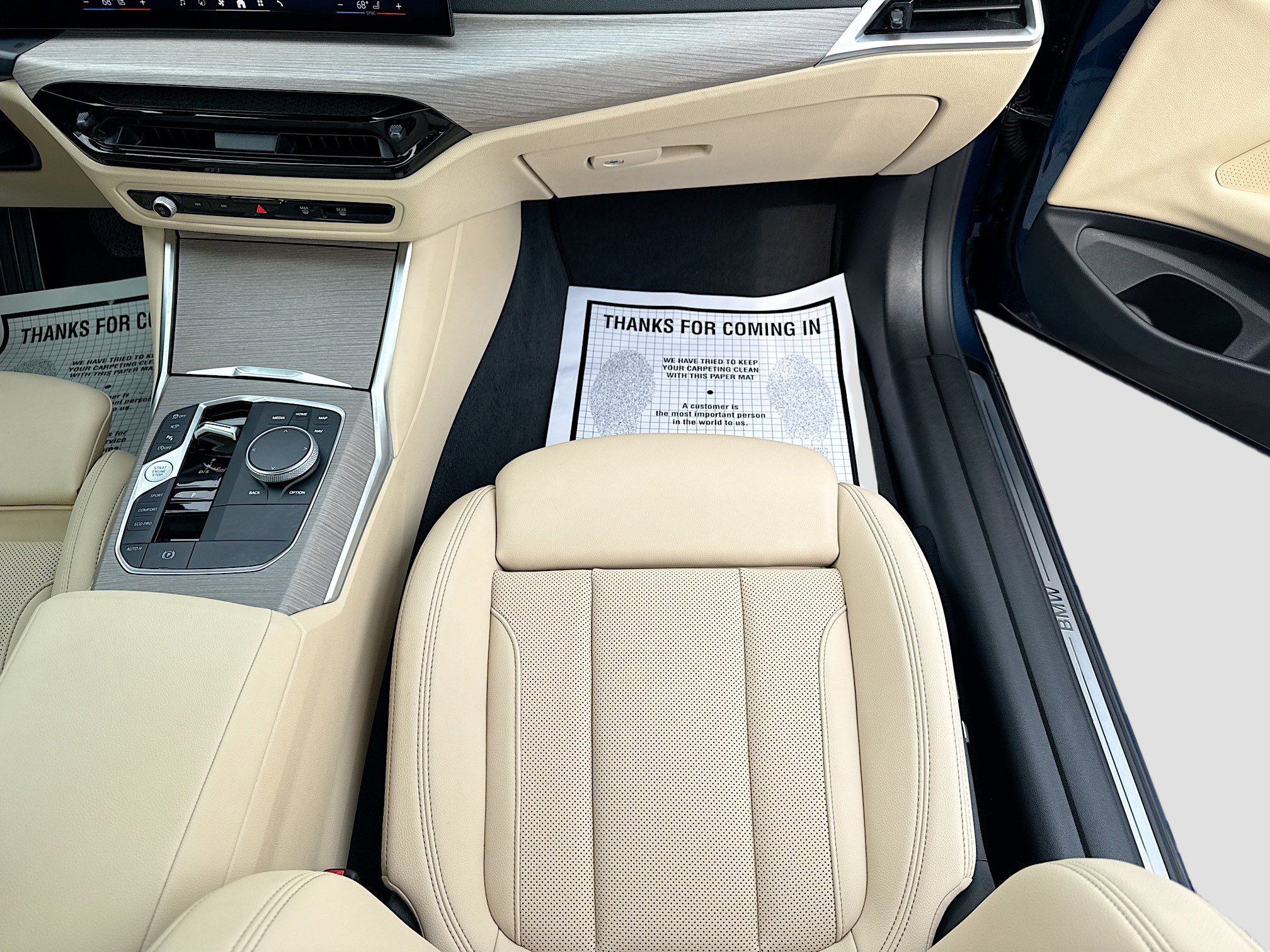 Used 2025 BMW 430i xDrive Coupe w/ Premium Package image 18