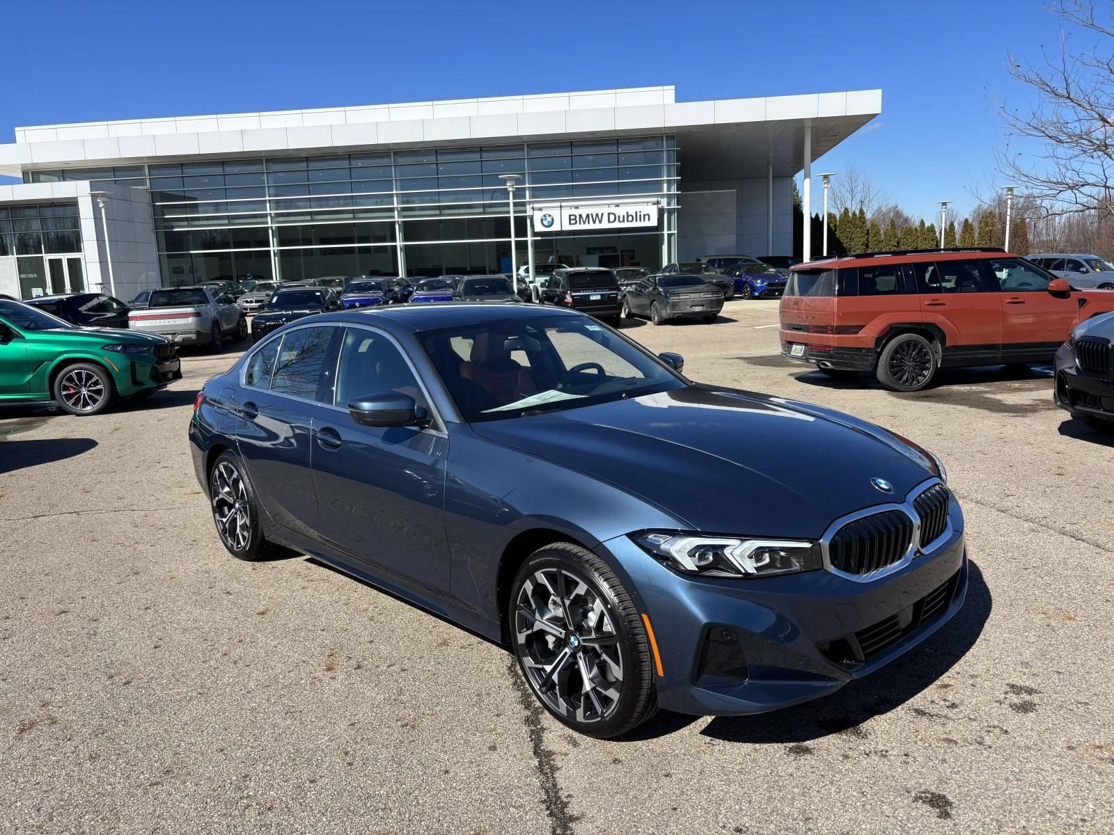 Used 2026 BMW 330i xDrive Sedan w/ Premium Package AWD/4WD image 1