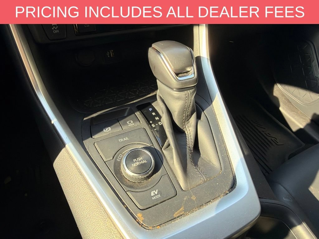Used 2024 Toyota RAV4 XLE Premium w/ Weather Package AWD/4WD image 15