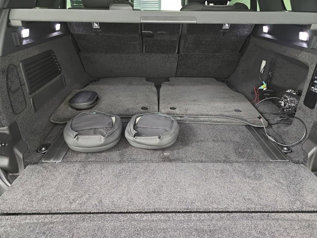 Used 2024 Land Rover Range Rover Long Wheelbase Autobiography AWD/4WD image 29