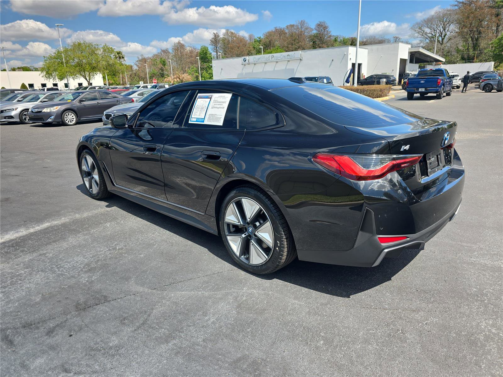 Certified 2023 BMW i4 eDrive35 w/ Premium Package image 5