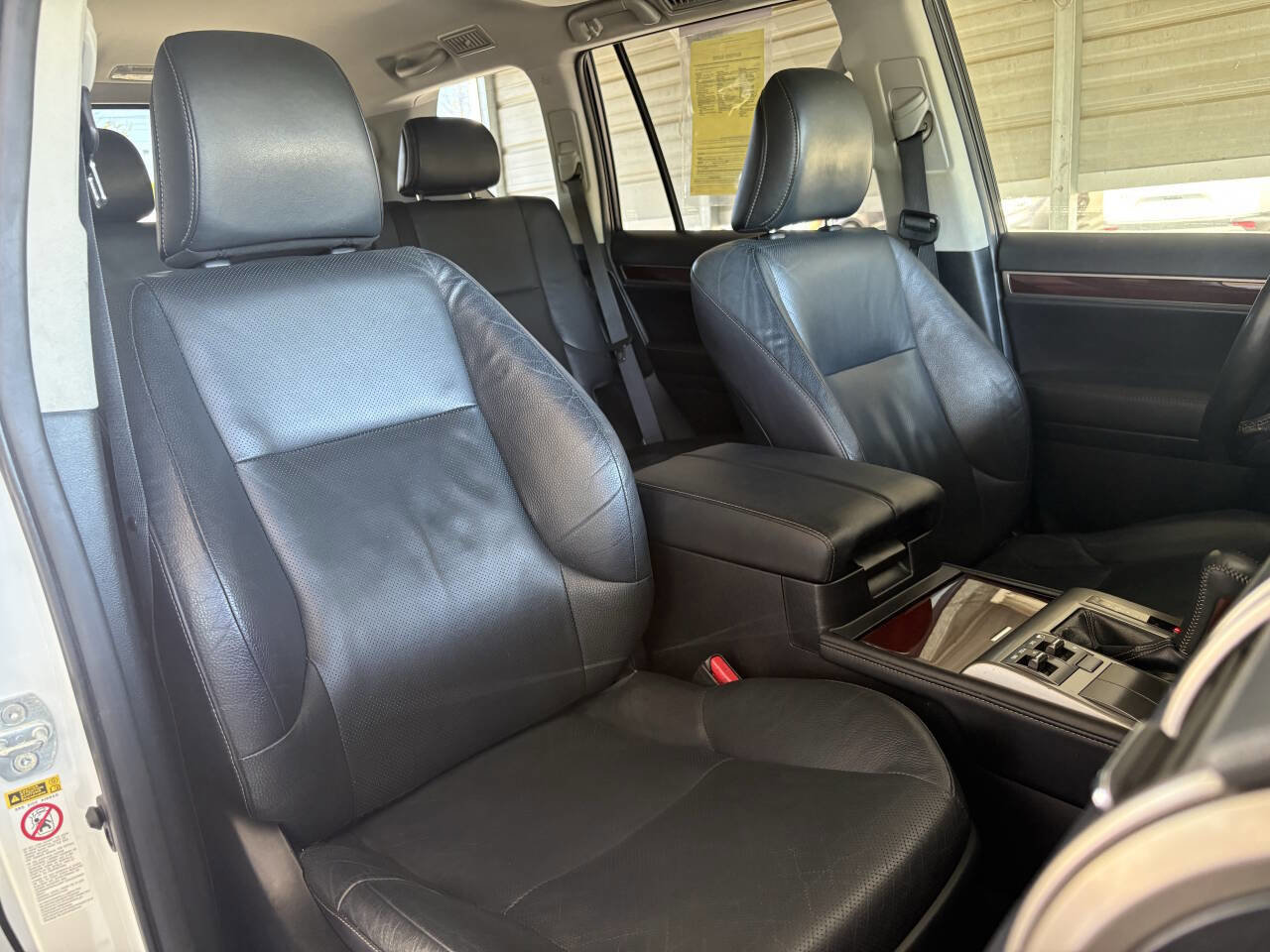 Used 2015 Lexus GX 460 w/ Premium Package image 17