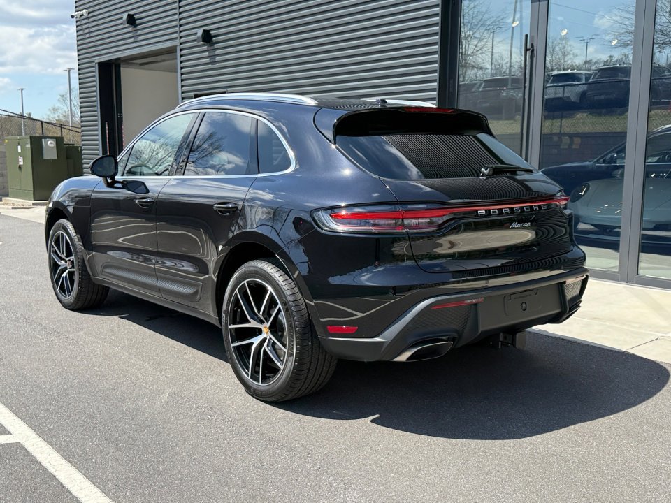 New 2026 Porsche Macan Turbo AWD/4WD image 3