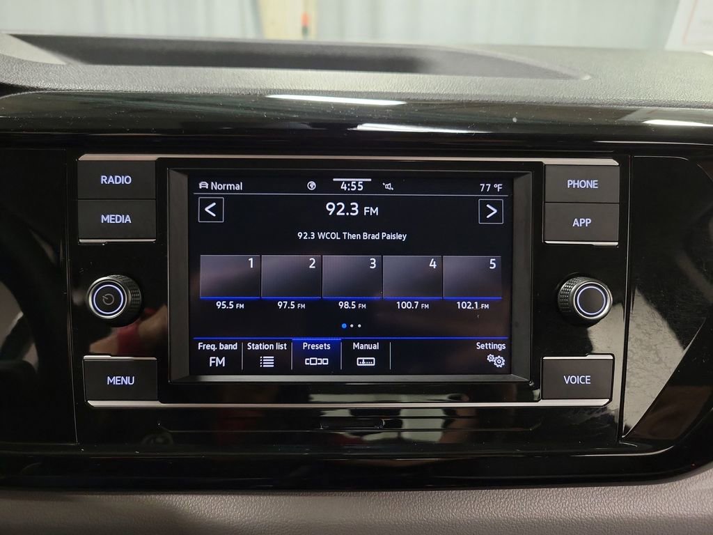 Used 2023 Volkswagen Taos S AWD/4WD image 19