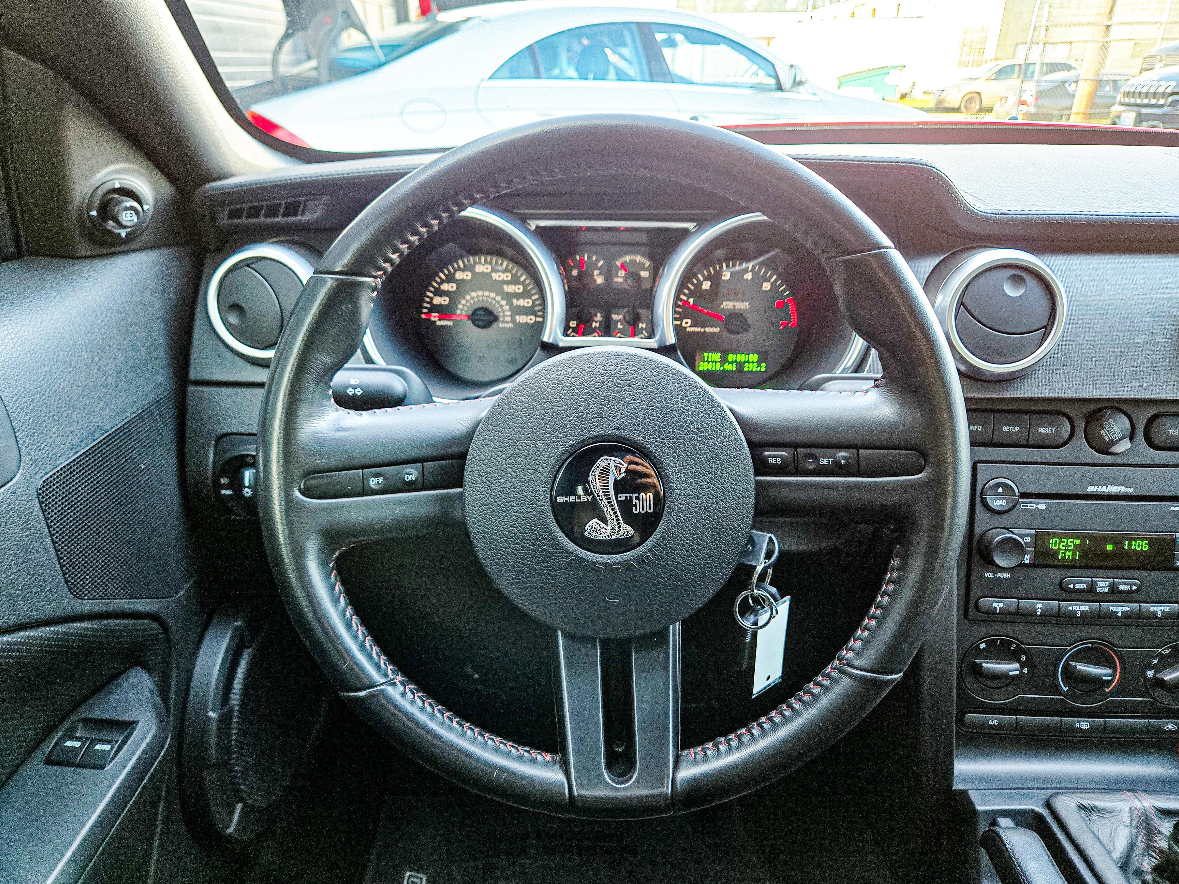 Used 2007 Ford Mustang Shelby GT500 RWD image 17