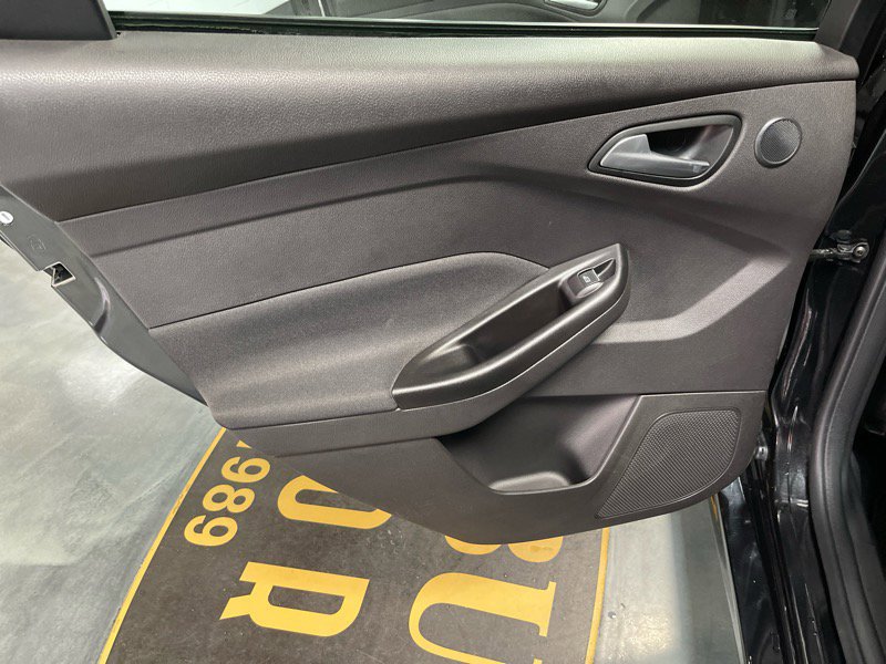 Used 2013 Ford Focus ST image 33