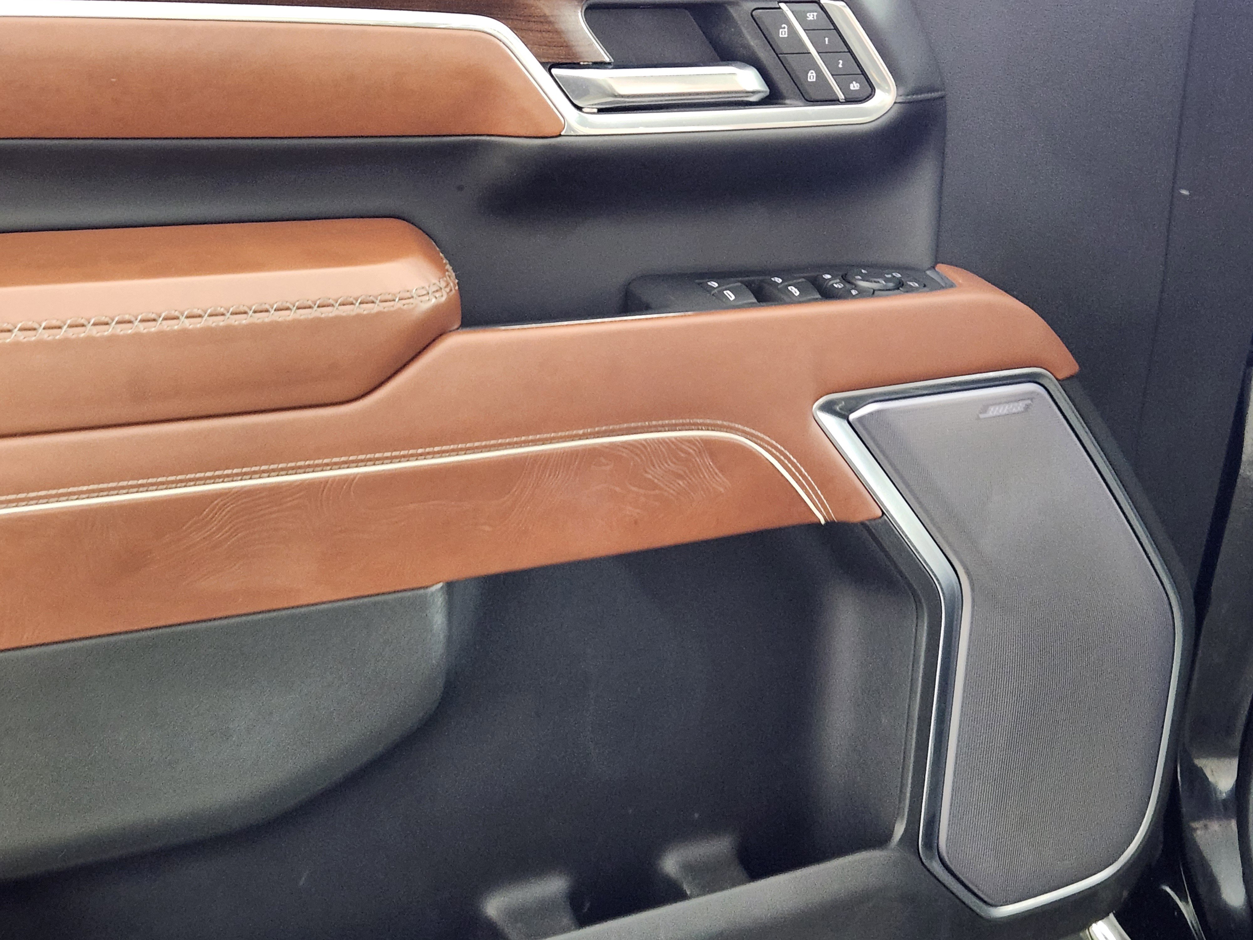 Used 2025 GMC Sierra 2500 Denali Ultimate image 16