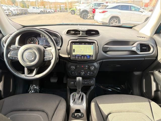 Used 2022 Jeep Renegade Latitude image 12