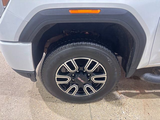 Used 2023 GMC Sierra 2500 AT4 w/ Gooseneck/5TH Wheel Package image 11