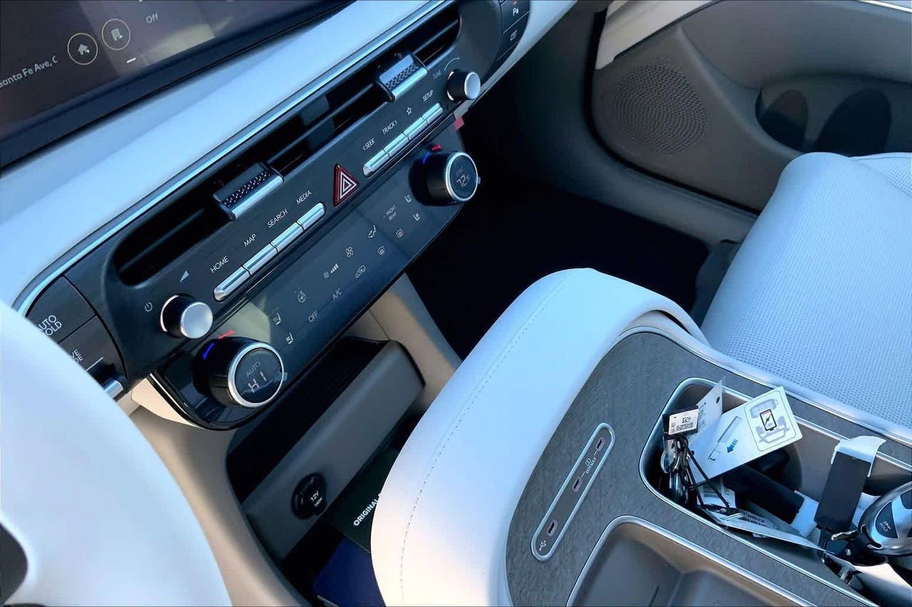 New 2026 Hyundai Palisade Limited image 8