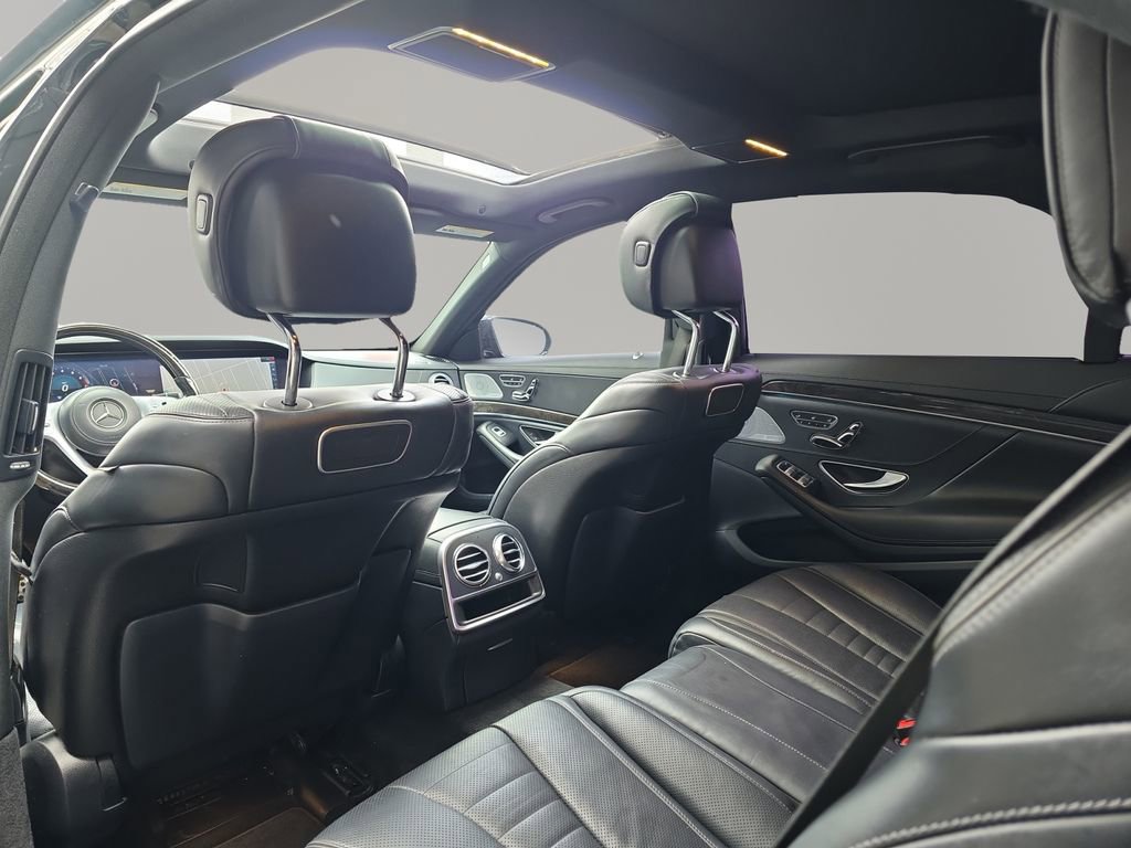 Used 2019 Mercedes-Benz S 560 Sedan image 15