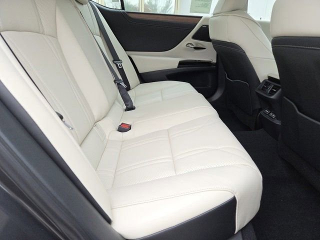 New 2025 Lexus ES 350 350 Luxury image 6