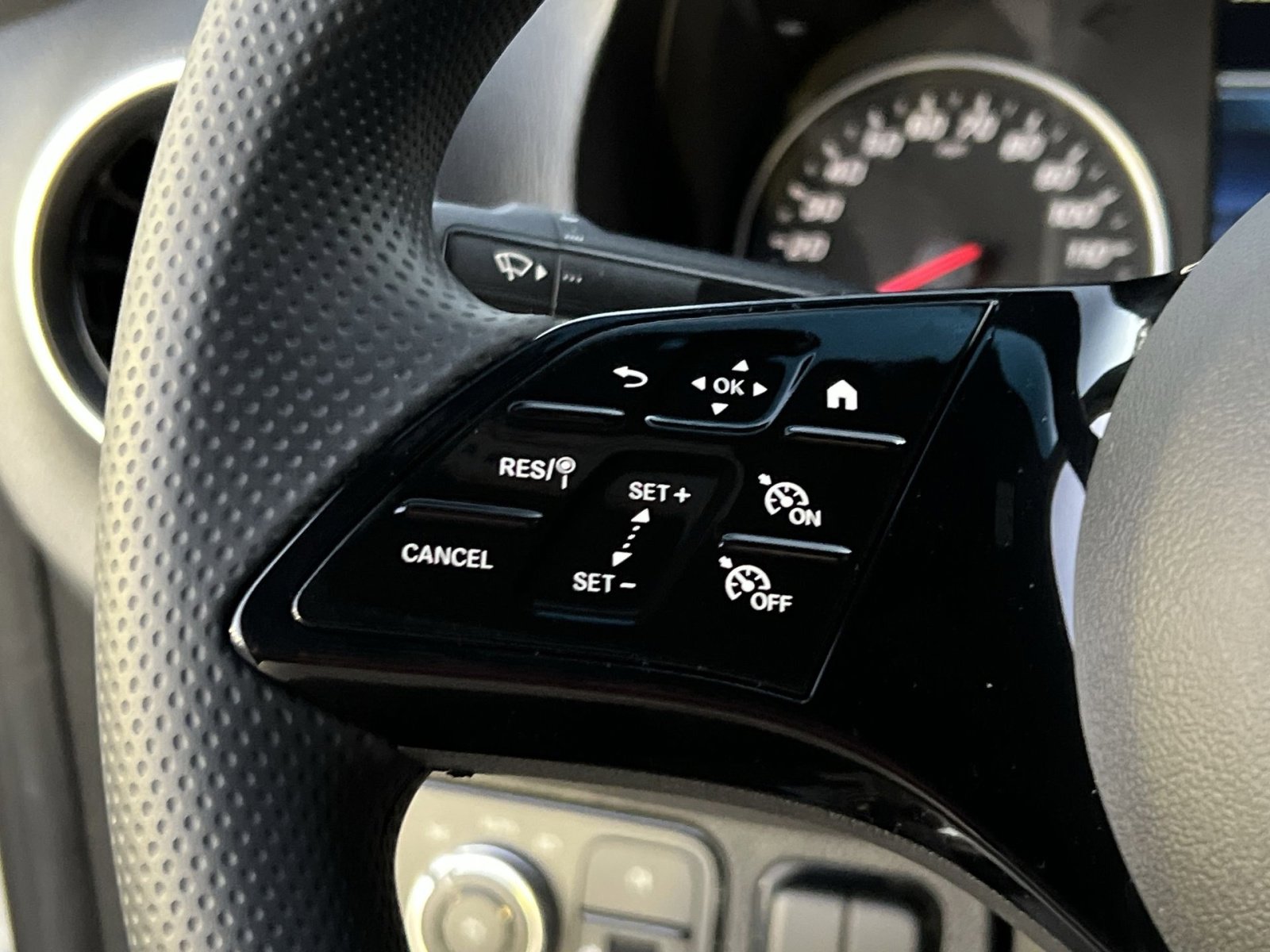 New 2026 Mercedes-Benz Sprinter 144 Cargo image 31