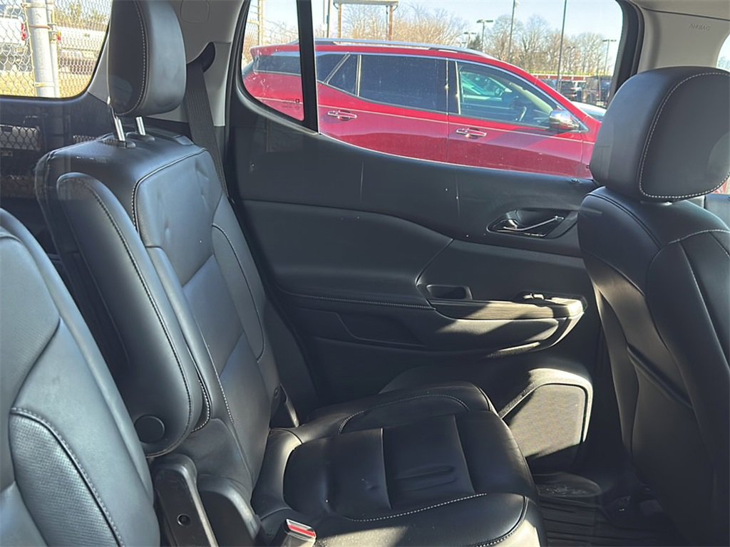 Used 2019 GMC Acadia SLT w/ Black Edition image 10