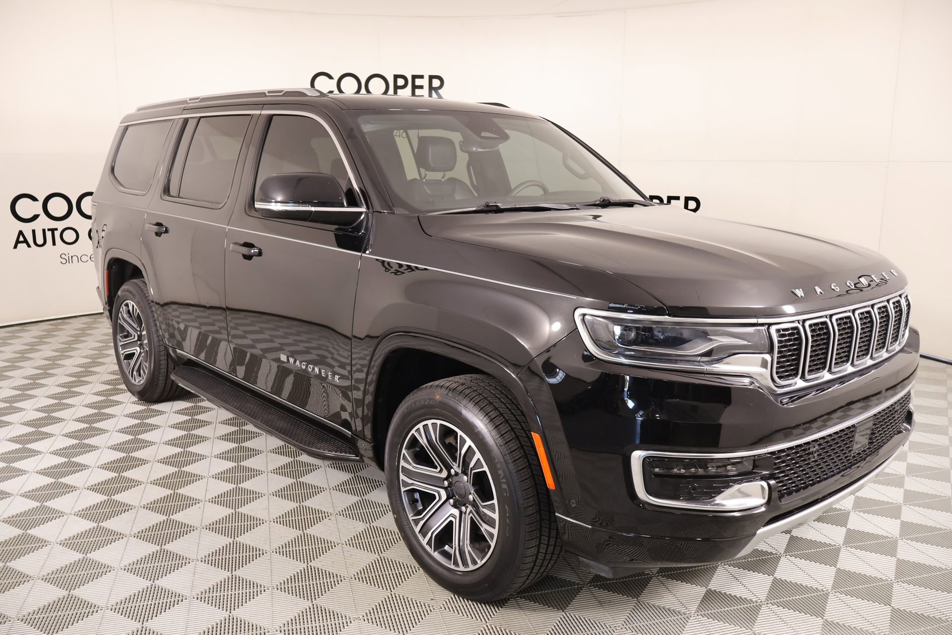 Used 2023 Jeep Wagoneer Series II