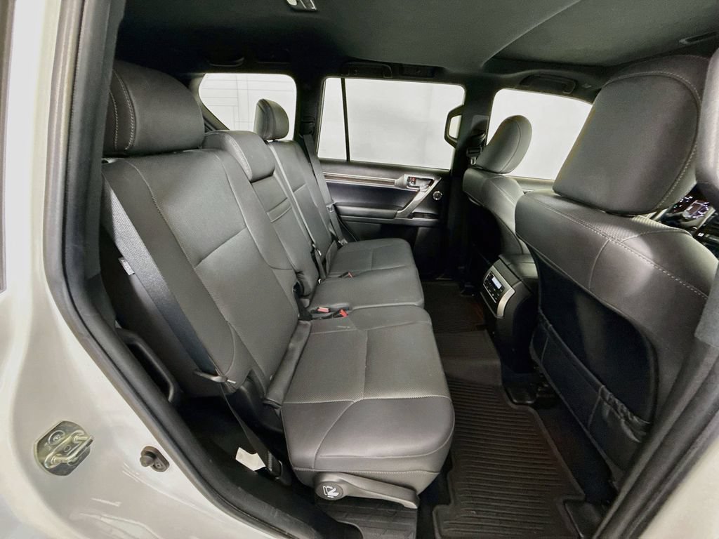 Certified 2022 Lexus GX 460 Premium w/ Premium Plus Package AWD/4WD image 28