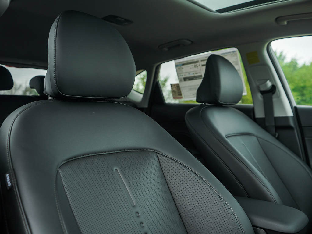 New 2026 Hyundai Kona Limited AWD/4WD image 12