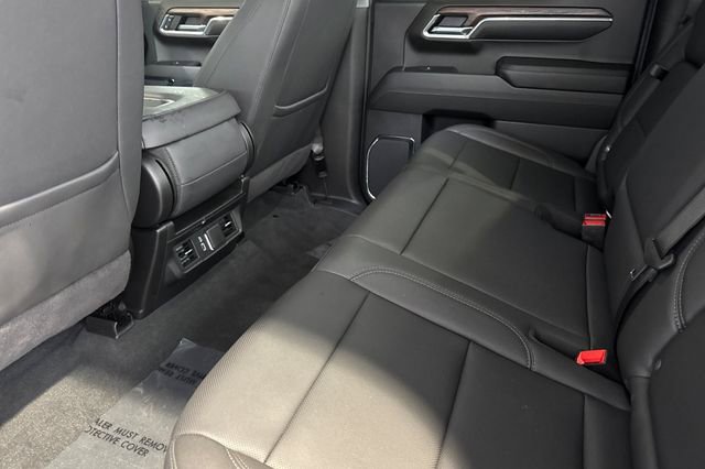 Used 2024 GMC Sierra 1500 SLT AWD/4WD image 14