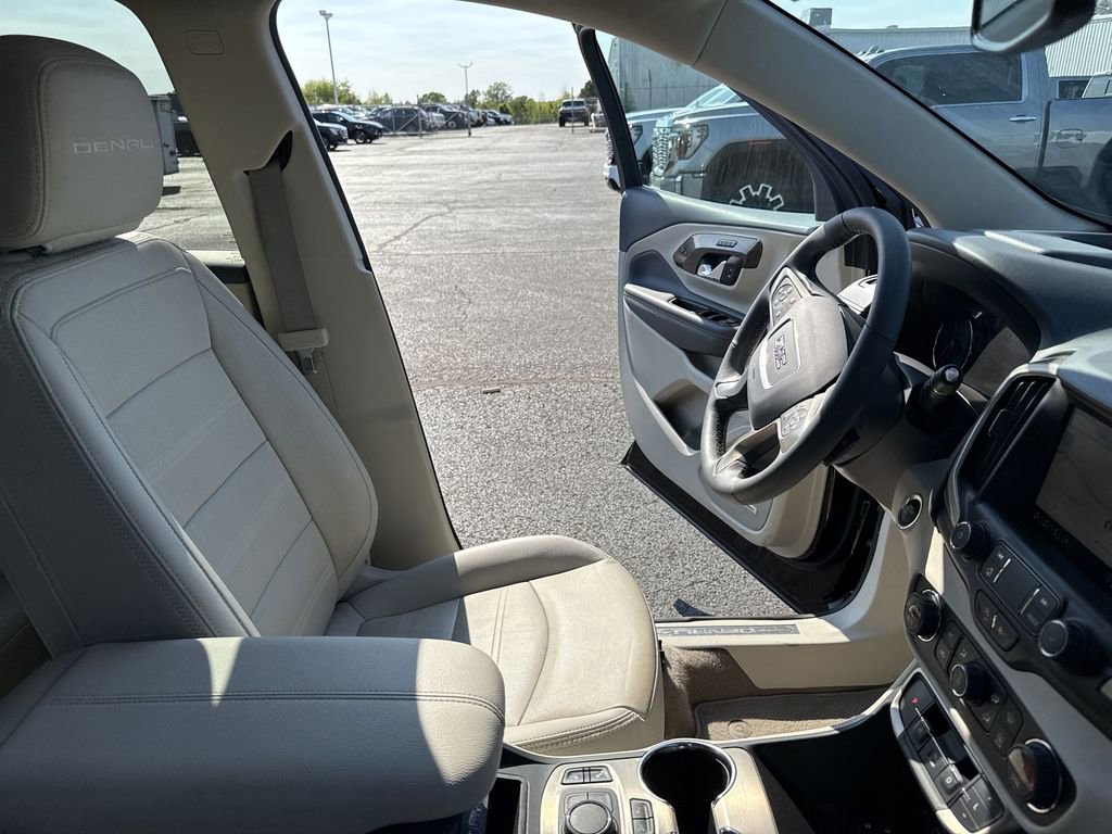Certified 2024 GMC Terrain Denali w/ Black Diamond Edition image 13