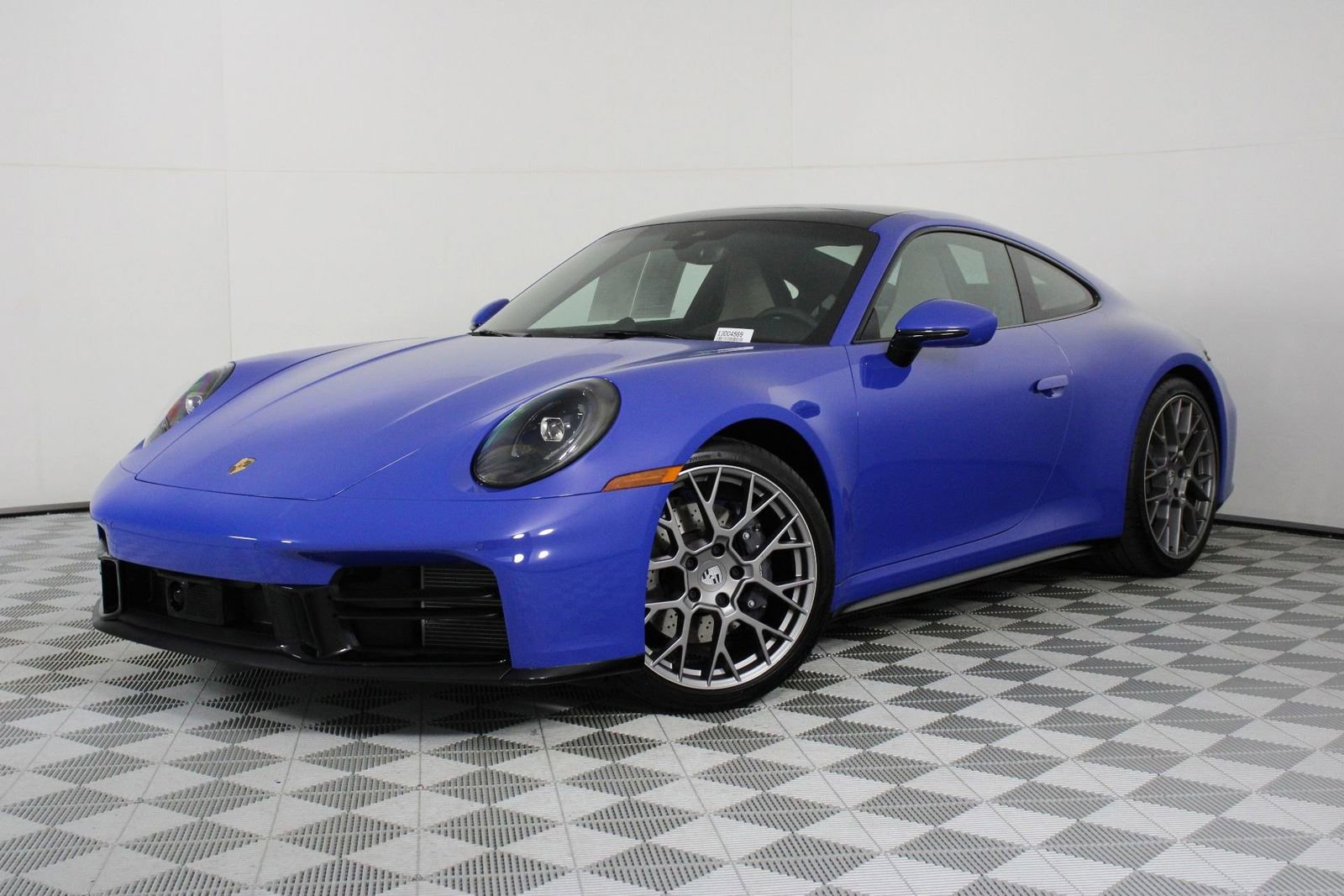 Certified 2025 Porsche 911 Carrera image 1