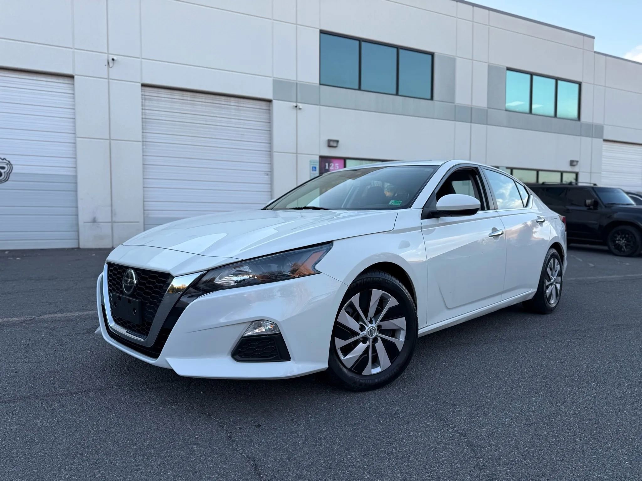Used 2022 Nissan Altima 2.5 S image 5