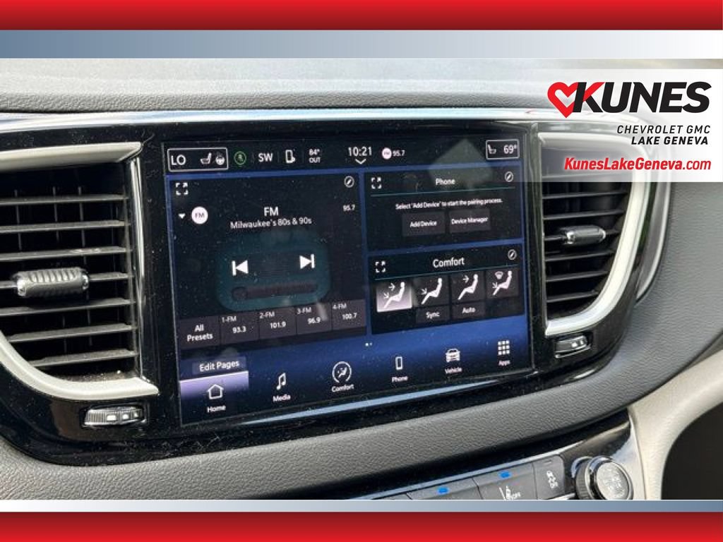Used 2024 Chrysler Pacifica Touring-L FWD image 19