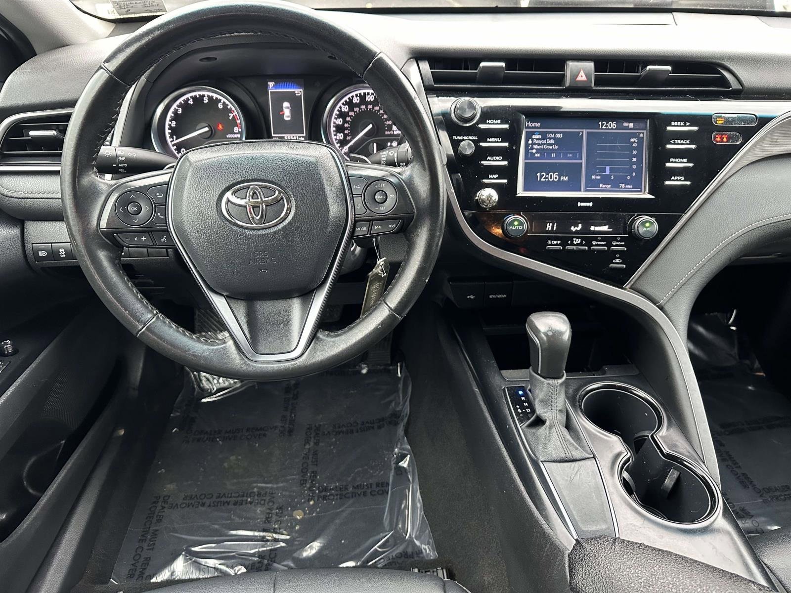 Used 2020 Toyota Camry SE image 8