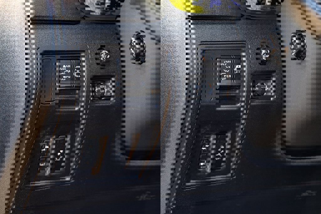 Used 2012 Lexus IS 350C RWD image 28