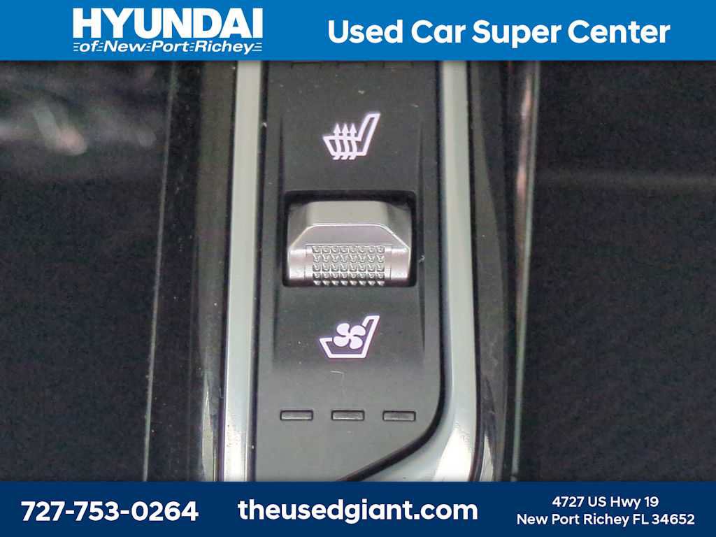 Used 2025 Kia Sorento SX Prestige AWD/4WD image 28