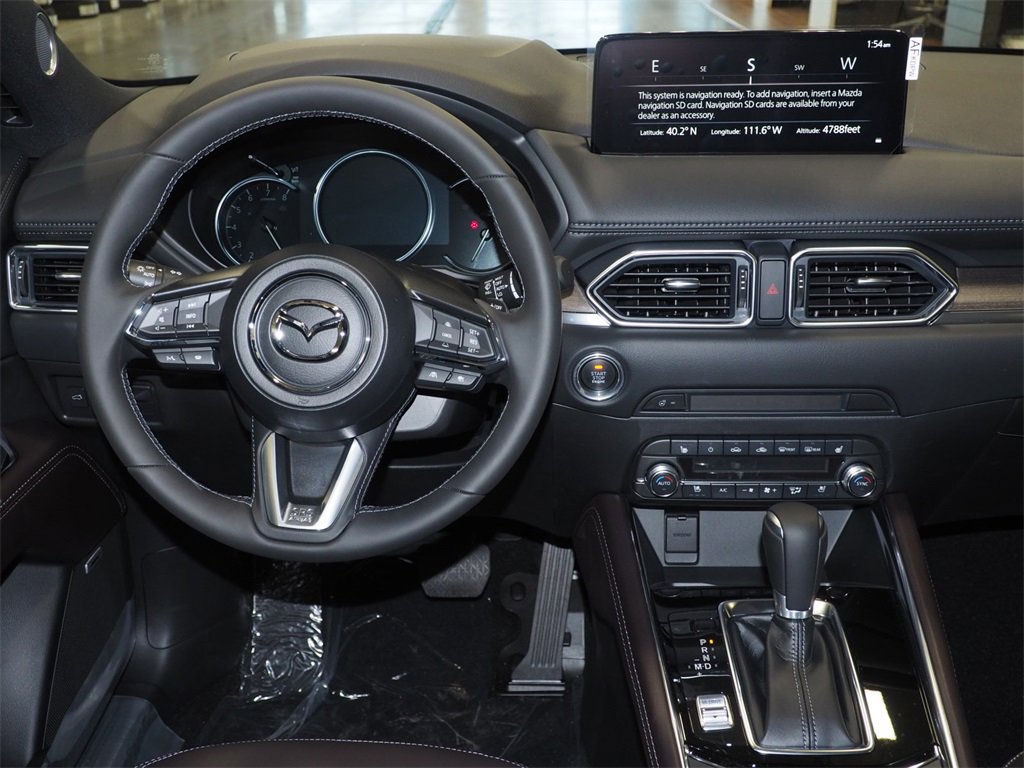 New 2025 MAZDA CX-5 Signature image 6