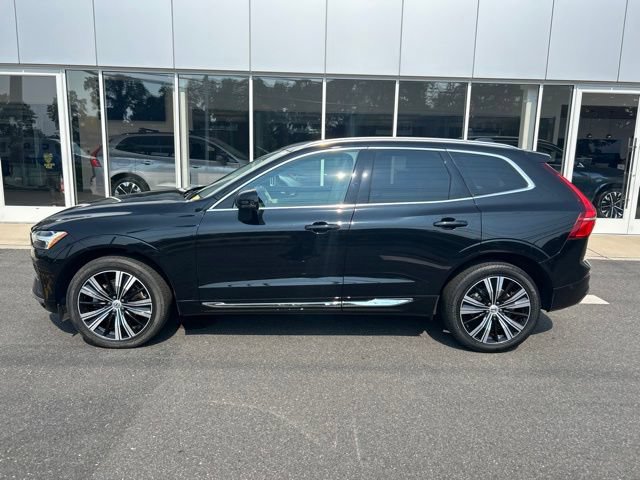 Certified 2023 Volvo XC60 B5 Plus w/ Climate Package AWD/4WD image 2