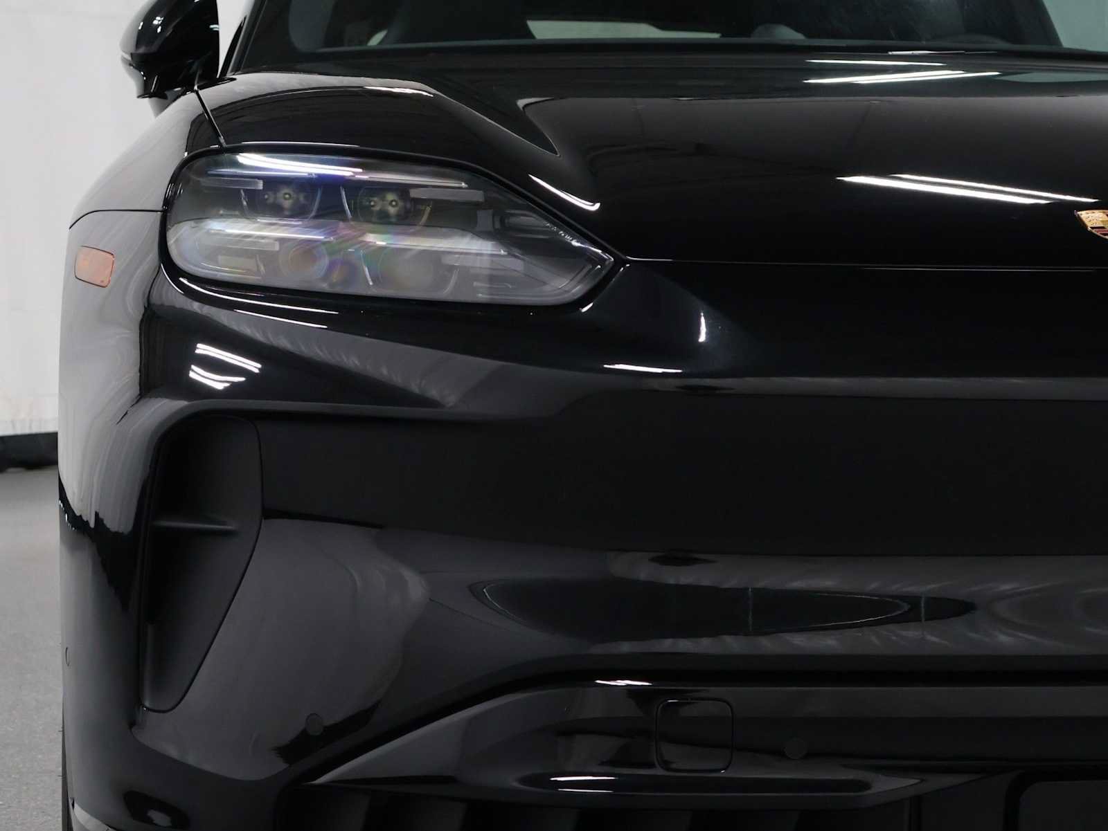 New 2026 Porsche Cayenne Electric AWD/4WD image 15