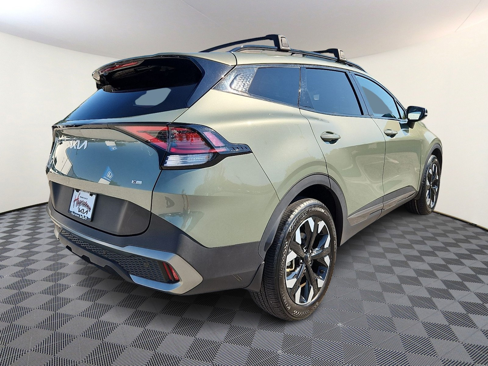 Used 2024 Kia Sportage X-Line w/ X-Line Premium Package AWD/4WD image 6