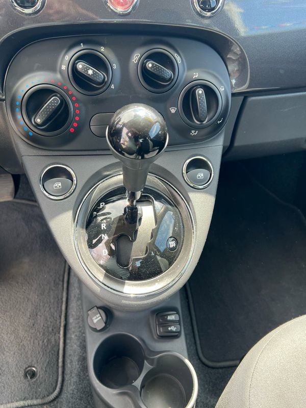 Used 2015 FIAT 500 Pop image 9