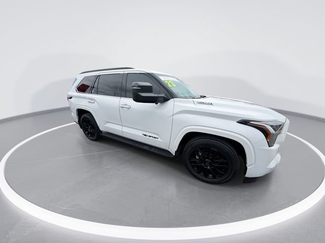Used 2023 Toyota Sequoia SR5 w/ SR5 Premium Package AWD/4WD image 2