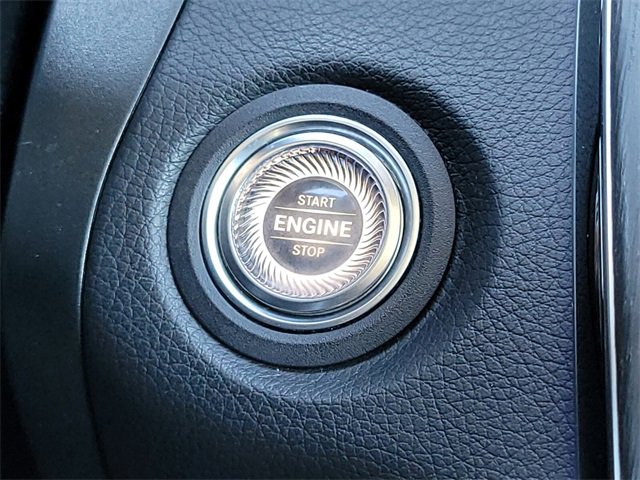 Used 2021 Mercedes-Benz GLC 300 4MATIC image 24