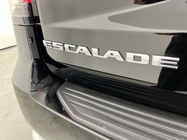 Certified 2023 Cadillac Escalade Premium Luxury AWD/4WD image 33
