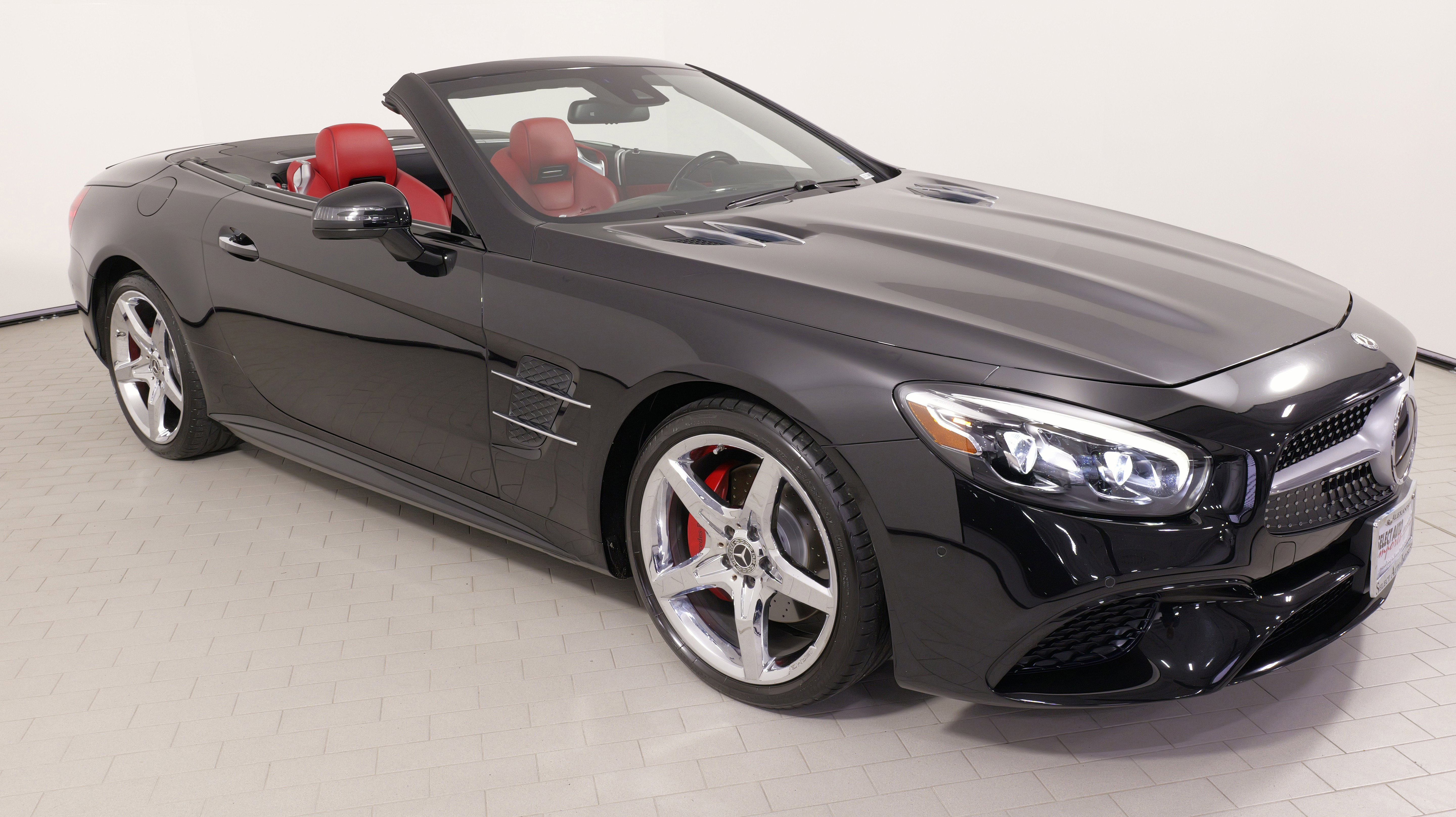 Used 2018 Mercedes-Benz SL 450 image 7