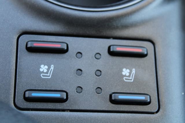 Used 2024 Toyota Camry XSE w/ Navigation Package image 29