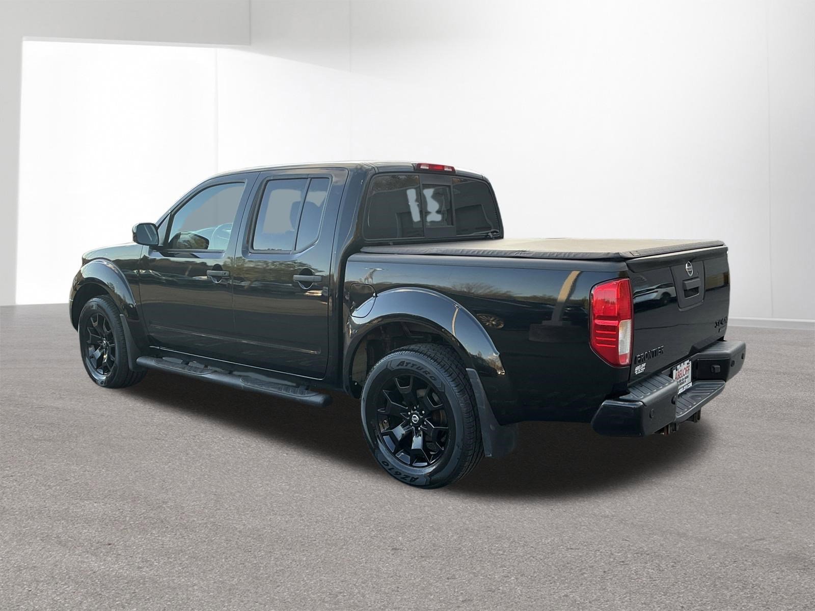Used 2018 Nissan Frontier SV w/ Value Truck Package AWD/4WD image 5