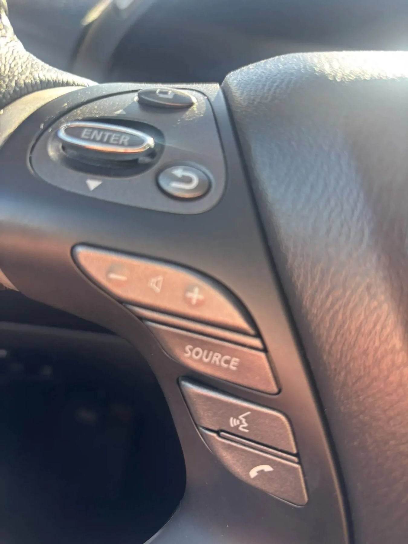 Used 2019 Nissan Pathfinder Platinum AWD/4WD image 12