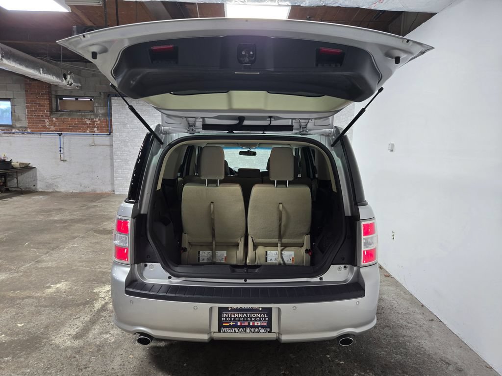 Used 2019 Ford Flex SE FWD image 39