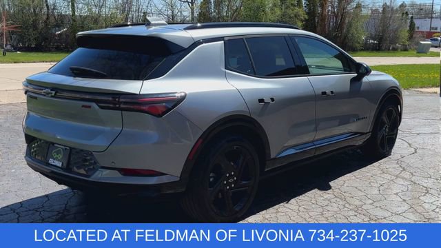 Certified 2024 Chevrolet Equinox EV RS FWD image 8