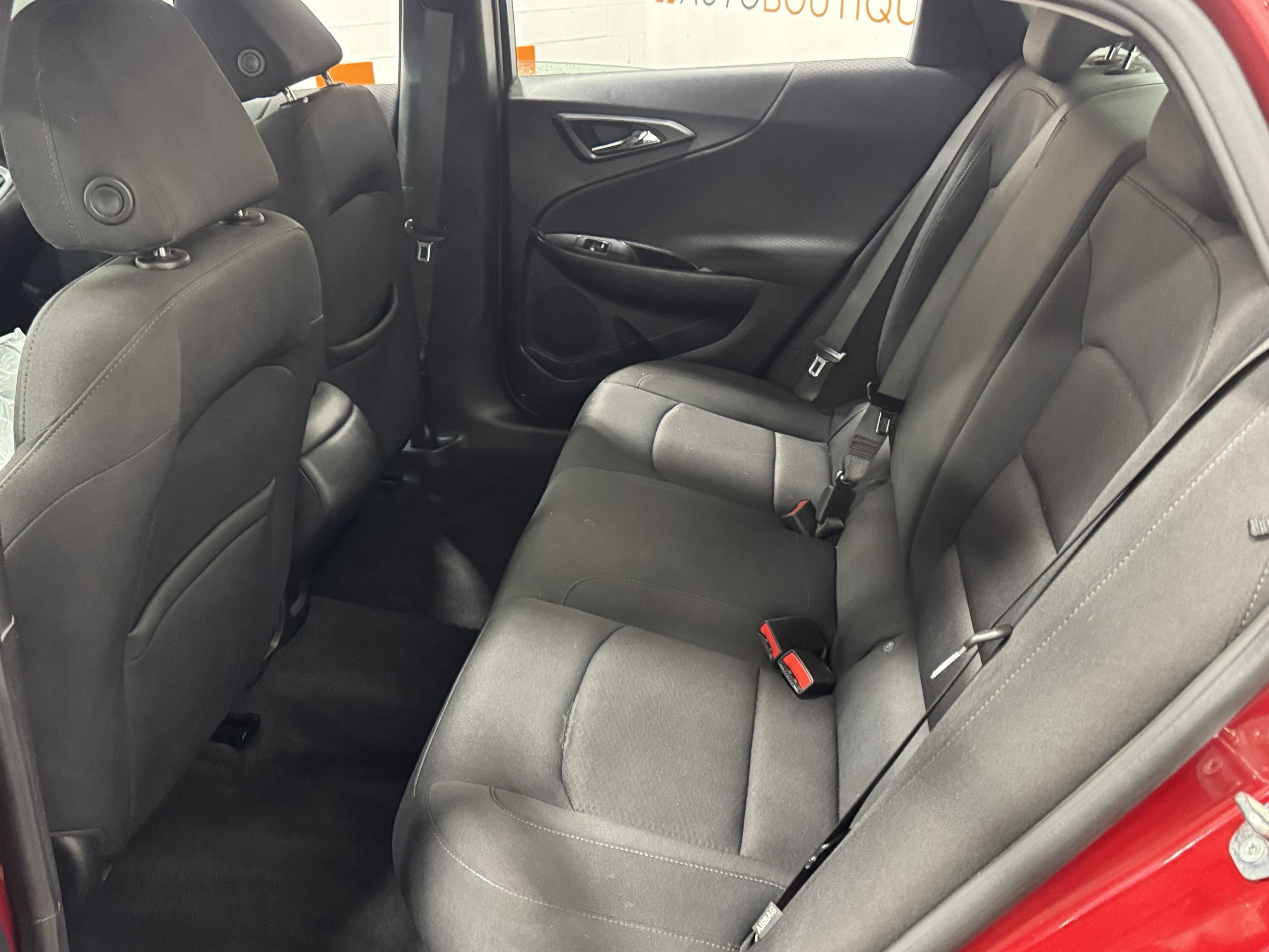 Used 2021 Chevrolet Malibu RS FWD image 15